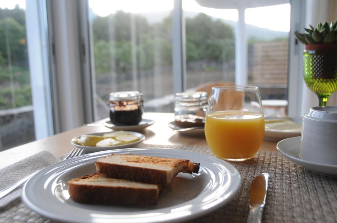 Casa Dos Caldeiras Bed & Breakfast Lajes do Pico Luaran gambar